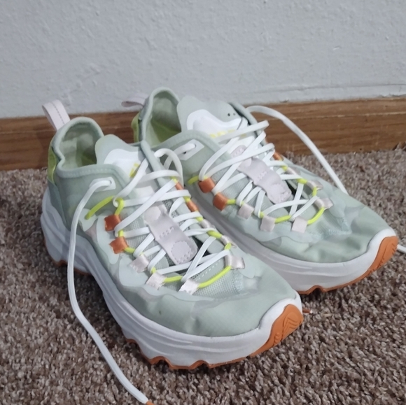 Sorel Kinetic Breakthru Tech Lace running Shoe Women Size 10 white green orange - Picture 2 of 7
